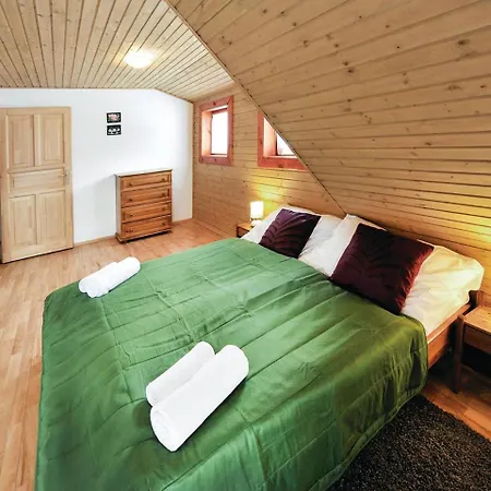 Three-bedroom Holiday In