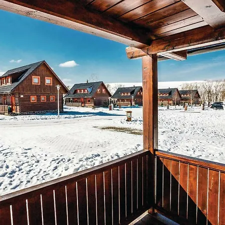 Three-bedroom Holiday In Prázdninový dům